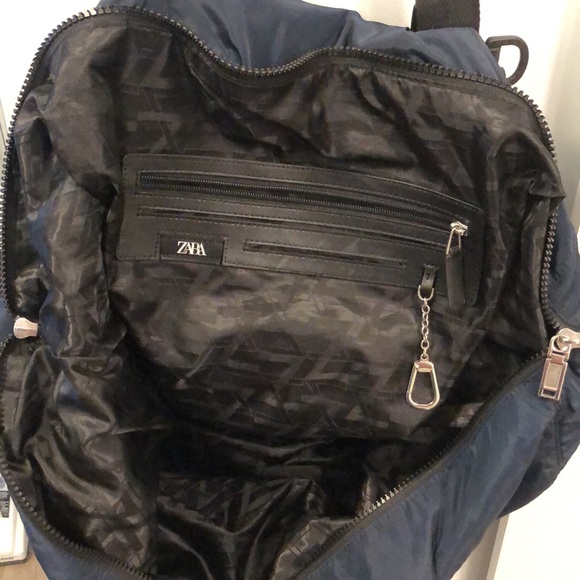 ZARA Crossbody Multi-Strap Gym Bag - Picture 2 of 2